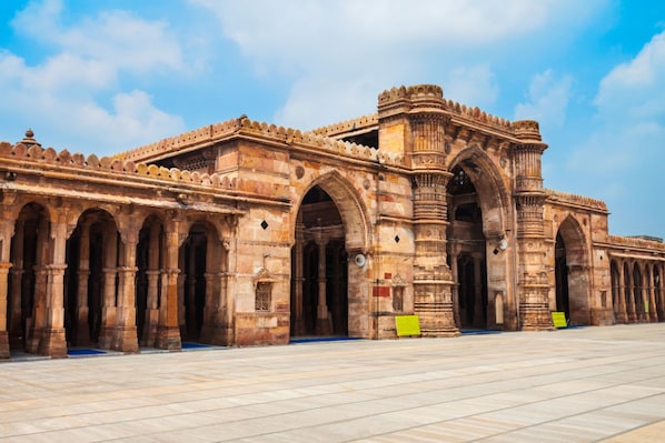 Ahemdabad_shutterstock_1
