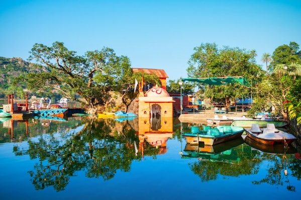 Mount_Abu_tv_destination_img_7