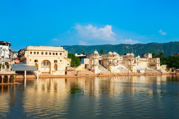 Pushkar_tv_destination_img_8