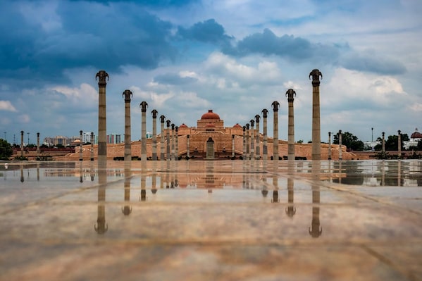 lucknow_tv_destination_img_5