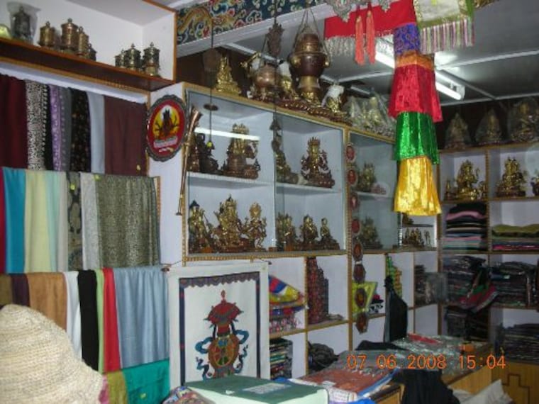 Dharamshala And Mcleodganj Shopping Landscape Image