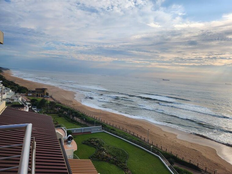 Durban_Bronze_Beach_4
