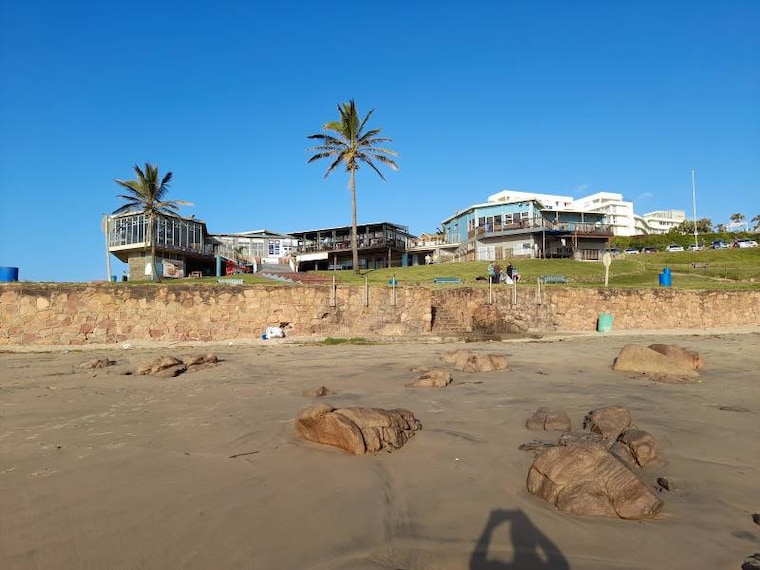 Durban_Scottburgh_Beach_7