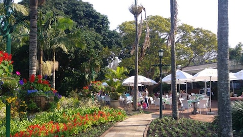 Mitchell Park Zoo