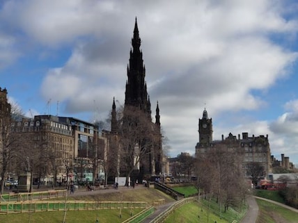 Scott Monument