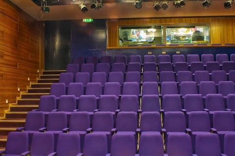 Visit the Scottish Storytelling Centre