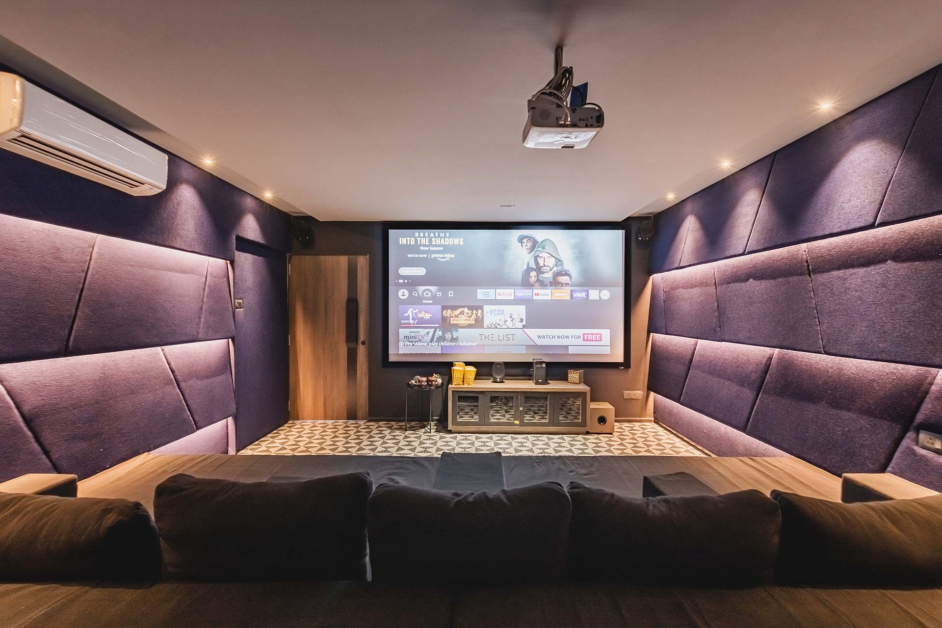 Private Theatre