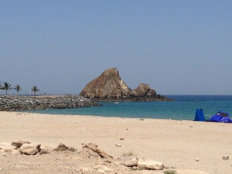 fujairah_snoopy_island