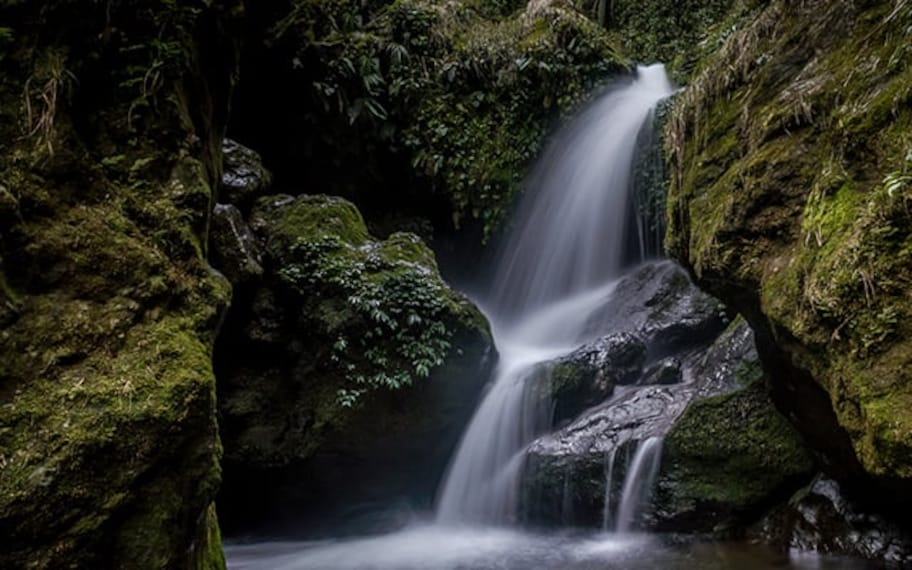 Seven Sisters Waterfall landscape image 