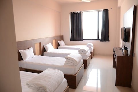 Hotel Arnav