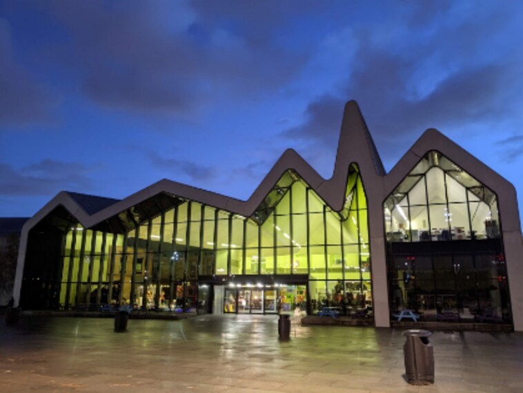 Glasgow_Riverside_Museum_1