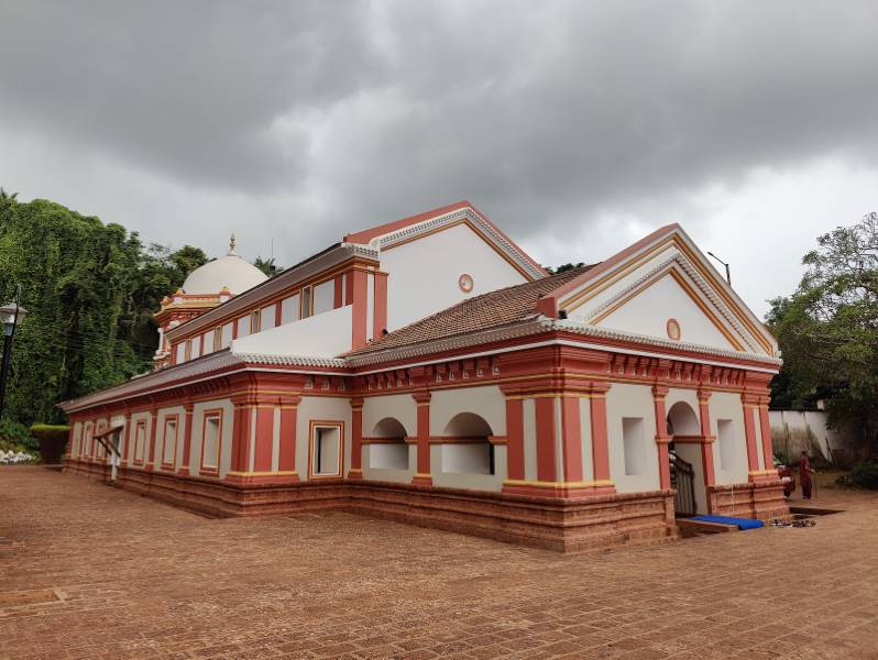 Goa_Saptakoteshwar_Temple_Narve_2