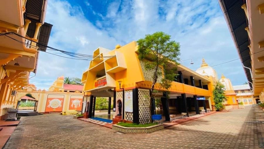 Goa_Shri_Damodar_Temple_Zambaulim_7