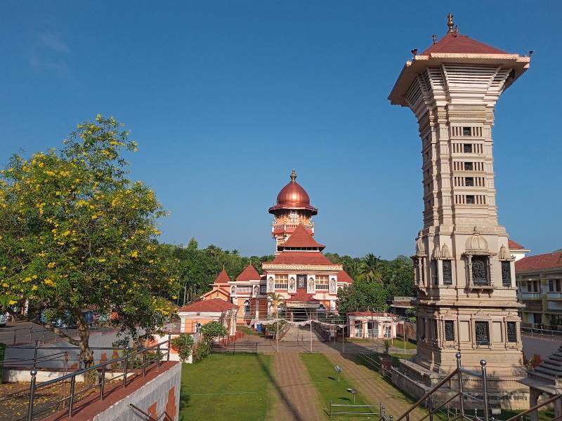 Goa_Shri_Shantadurga_Kunkalikarin_Temple_Fatorpa_2