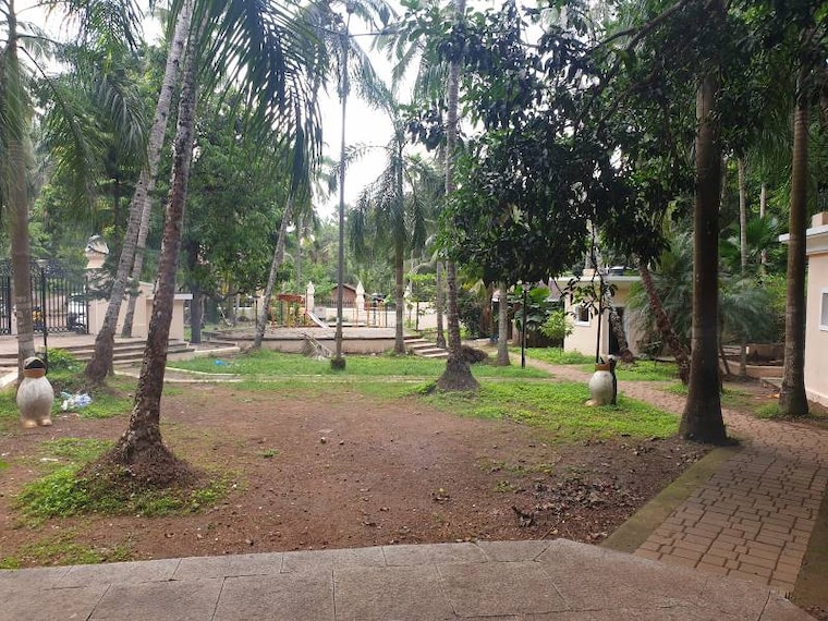 Goa_Pompurba_Spring_North_Goa_1