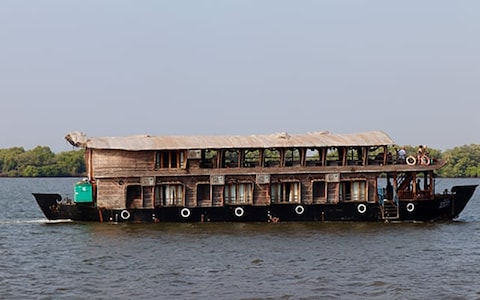 Houseboat Experience
