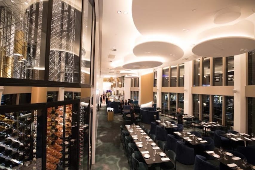 Nineteen_At_The_Star_1