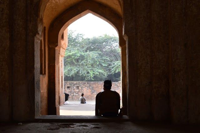 Qutub_khan_tomb_2