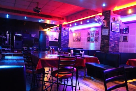 Cafe Hendrix