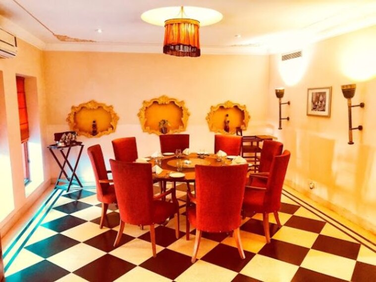 gwalior_silver_saloon