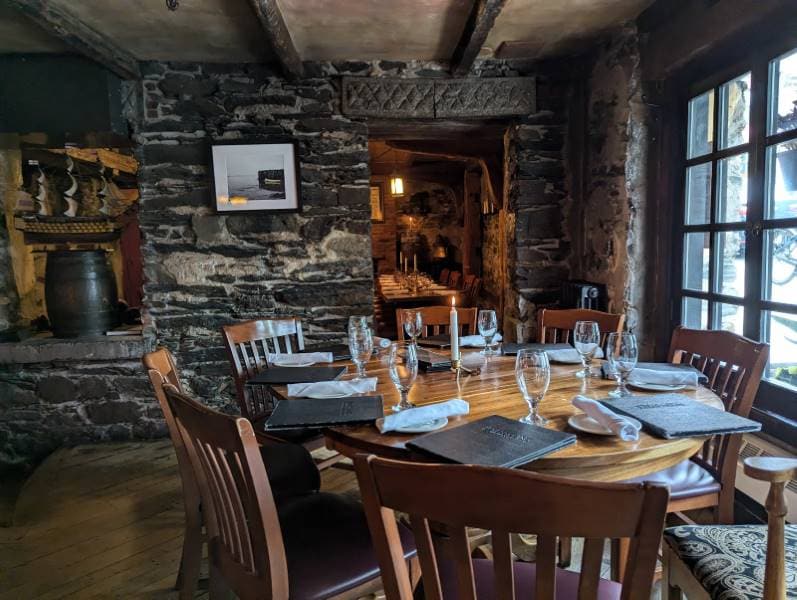 Halifax_The_Press_Gang_Restaurant_and_Oyster_Bar_4