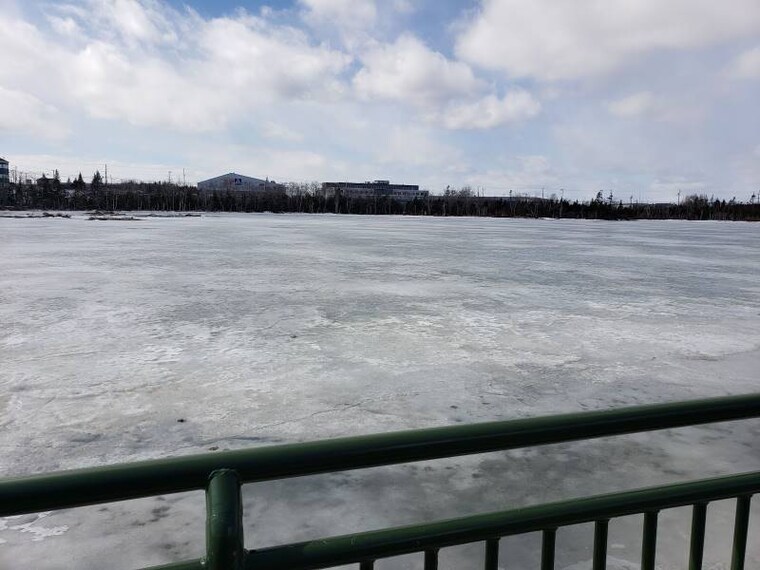 Halifax_Bayers_Lake_2