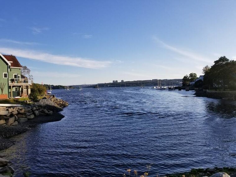 Halifax_Bedford_Basin_4