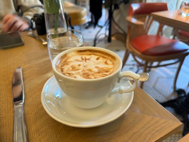 Halifax_Cafe_Lunette_5