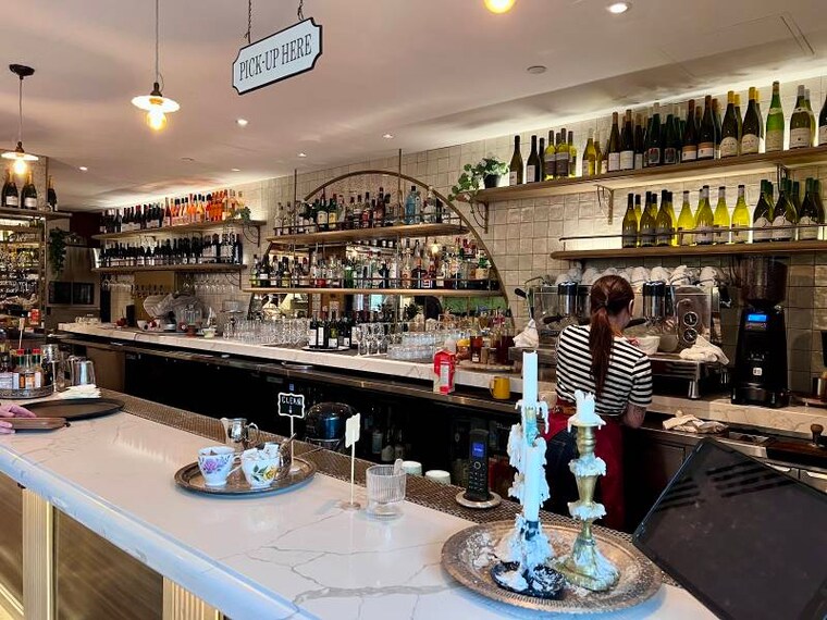 Halifax_Cafe_Lunette_8