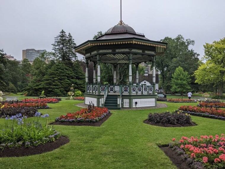 Halifax_Public_Gardens_2