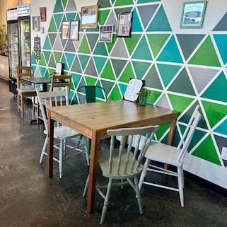 Springhouse Market
