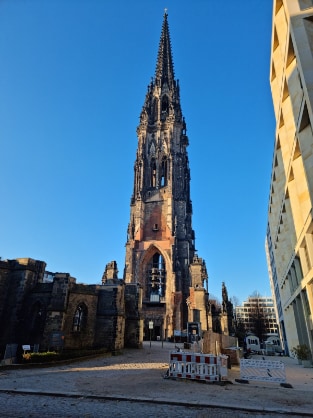 Hamburg_St_Nikolai_Memorial_1