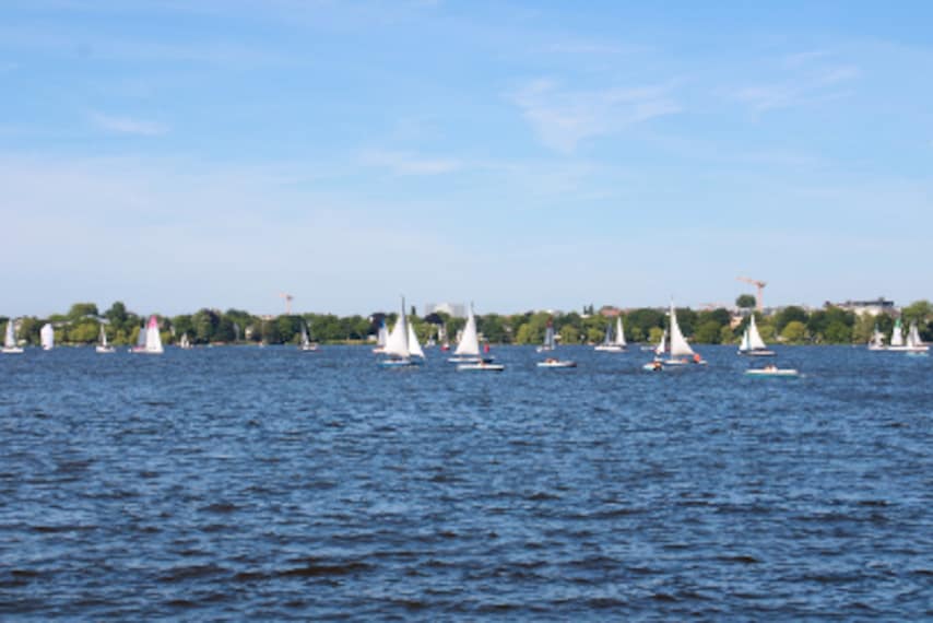 Hamburg_Alsterwiese_Schwanenwik_6