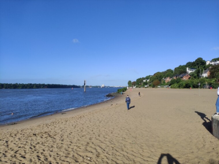 Hamburg_Elbstrand_Oevelgonne_2