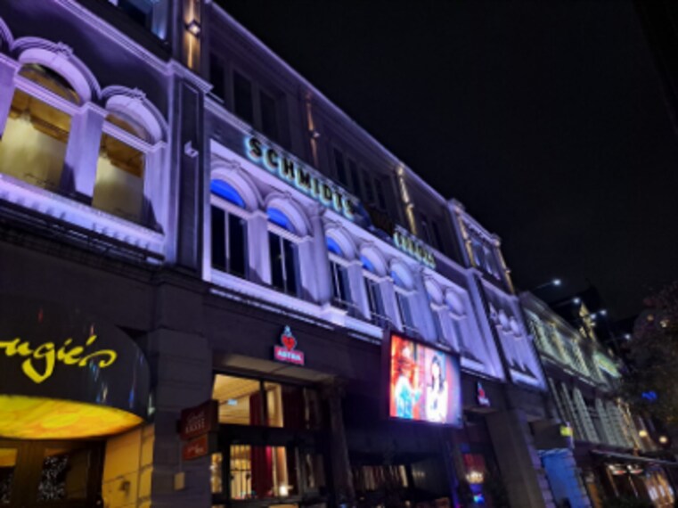 Hamburg_Schmidts_Tivoli_3