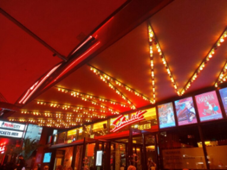 Hamburg_Schmidts_Tivoli_5