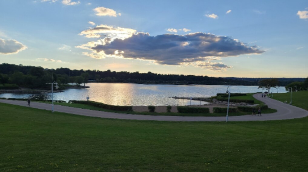 Hamilton_Bayfront_Park_9