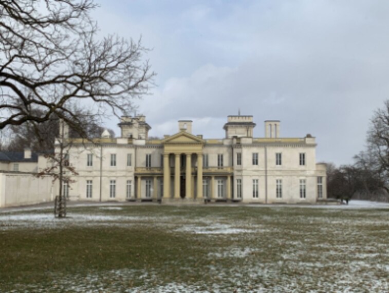 Hamilton_Dundurn_Castle_2
