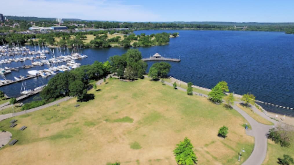 Hamilton_Pier_4_Park_3