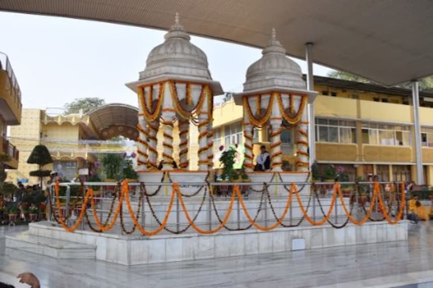 Haridwar Shantikunj Ashram Landscape Image