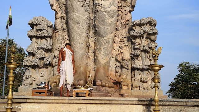 Statue_of_Lord_Bahubali_3
