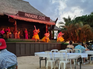 Hawaii_Paradise_Cove_Luau_3