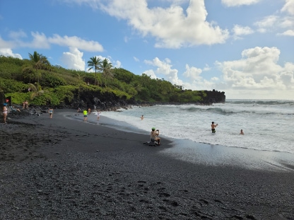 Hawaii_Waianapanapa_State_Park_2