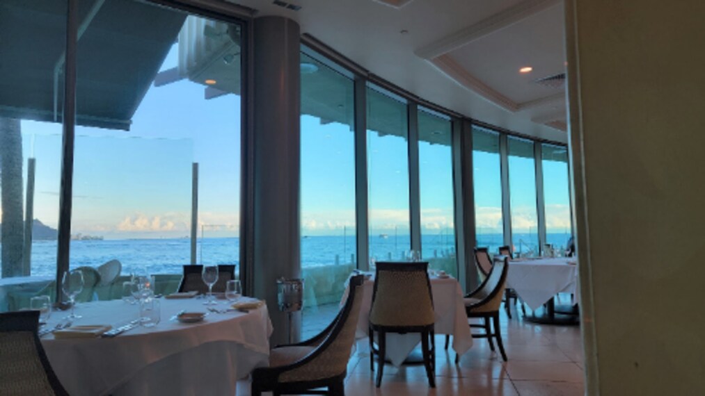 Hawaii_53_by_the_Sea_2