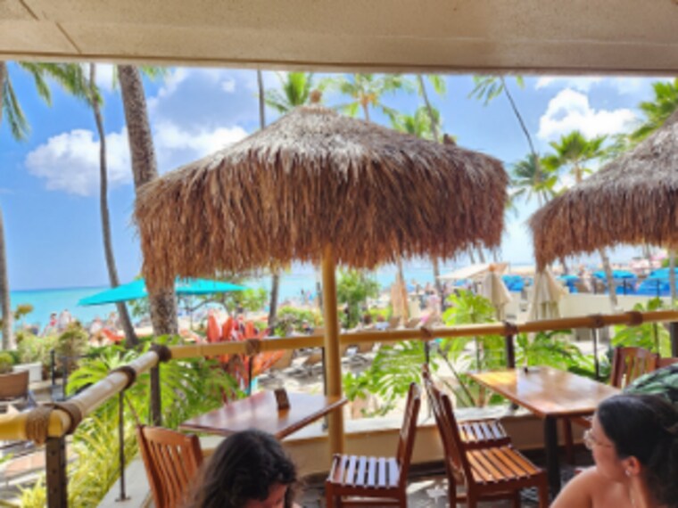 Hawaii_Dukes_Waikiki_10