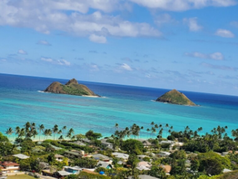 Hawaii_Lanikai_Pillbox_Trail_2