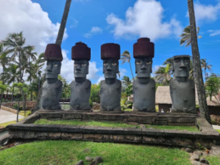 Hawaii_Polynesian_Cultural_Center_5