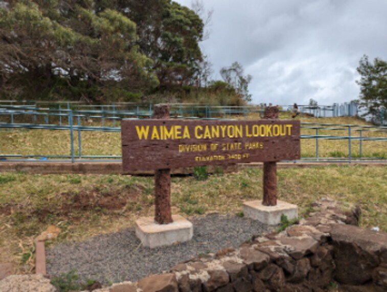 Hawaii_Waimea_Canyon_State_Park_4