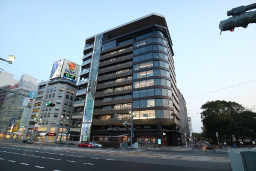 Hiroshima_Orizuru_Tower_6