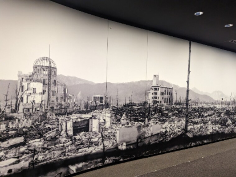 Hiroshima_Peace_Memorial_Museum_8